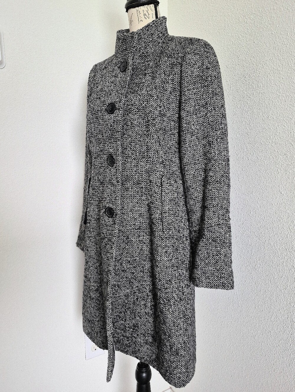 J. Crew B&W Tweed Peacoat, 10 - Picture 8 of 15